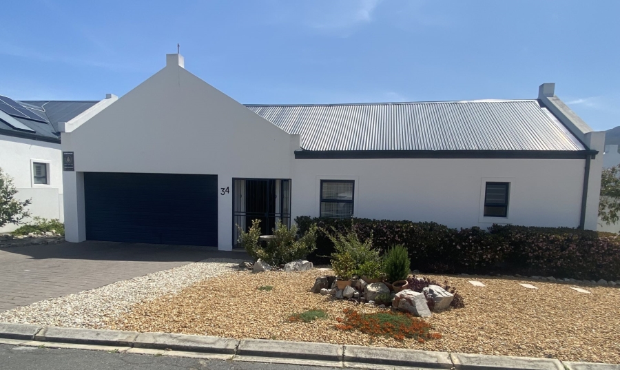 3 Bedroom Property for Sale in Sandbaai Western Cape